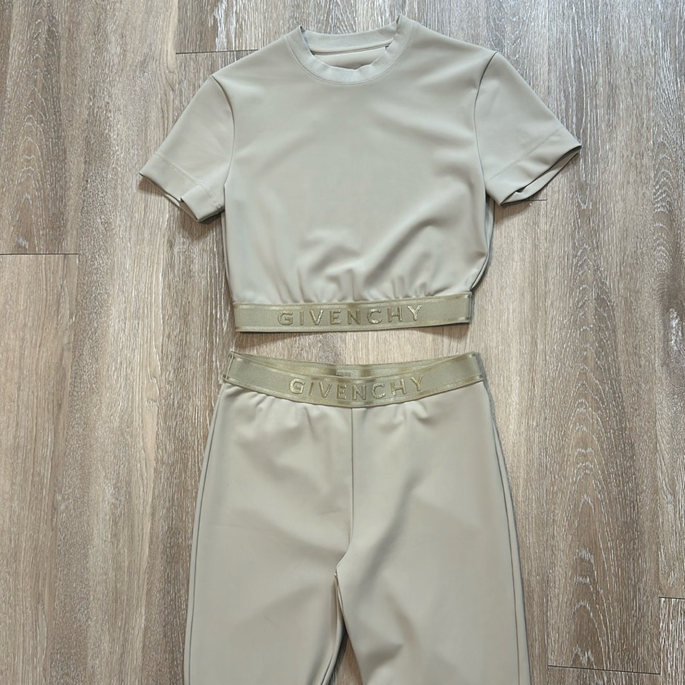 Givenchy TWO PIECE Crop & Leggings SET size small
